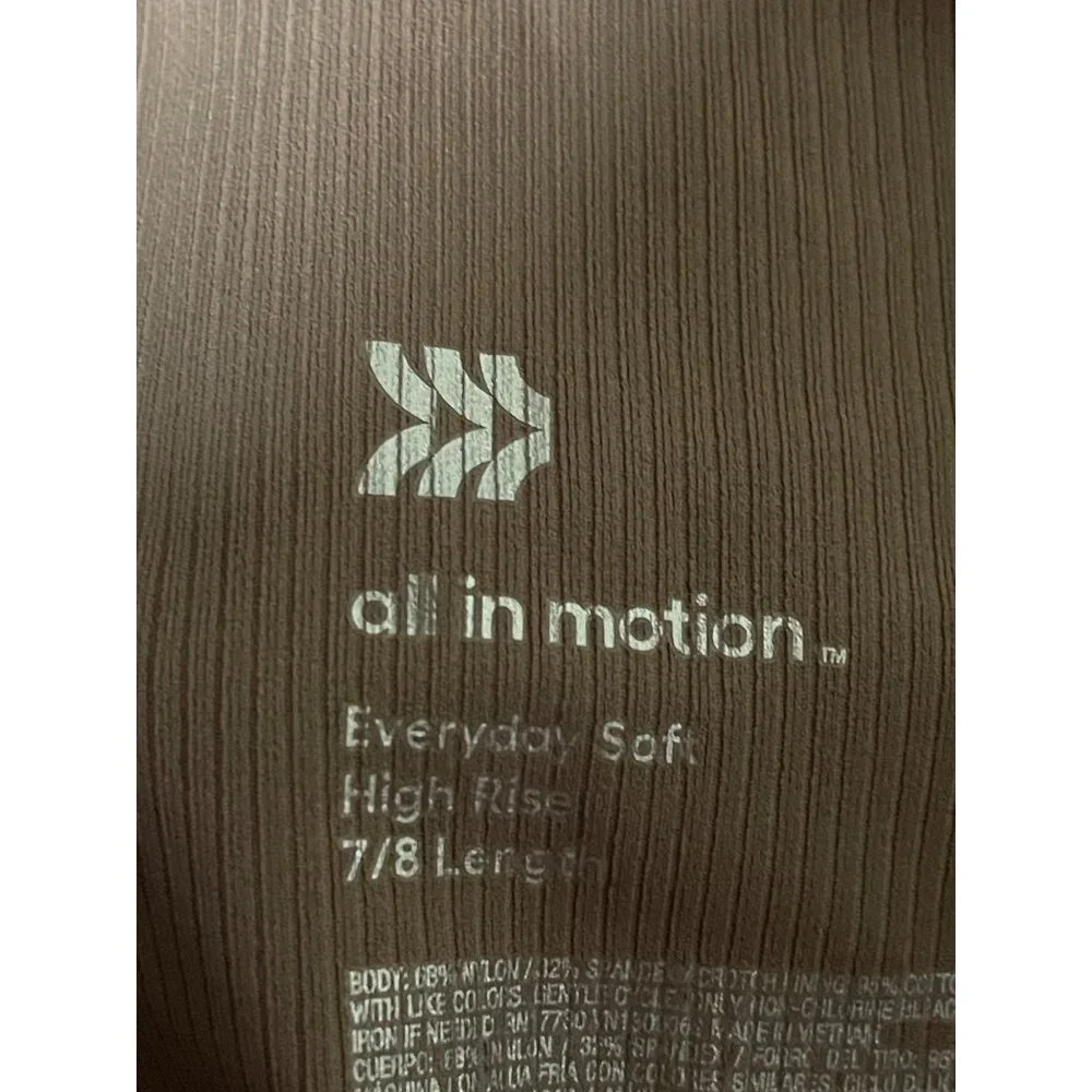 All In Motion Every Day Soft High Rise 7/8 Ribbed Legging Womens XS Light Brown